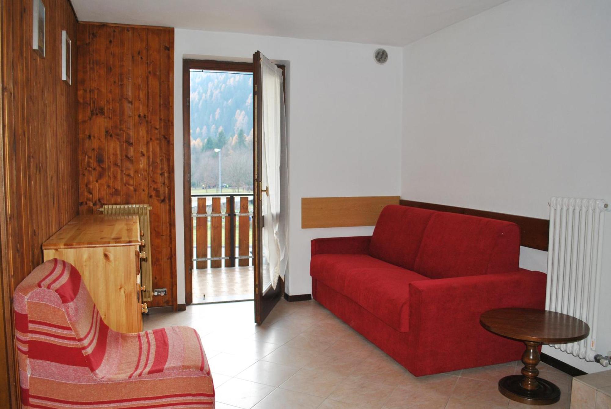 La Pineta - Appartamenti In Villetta Pinzolo Kültér fotó