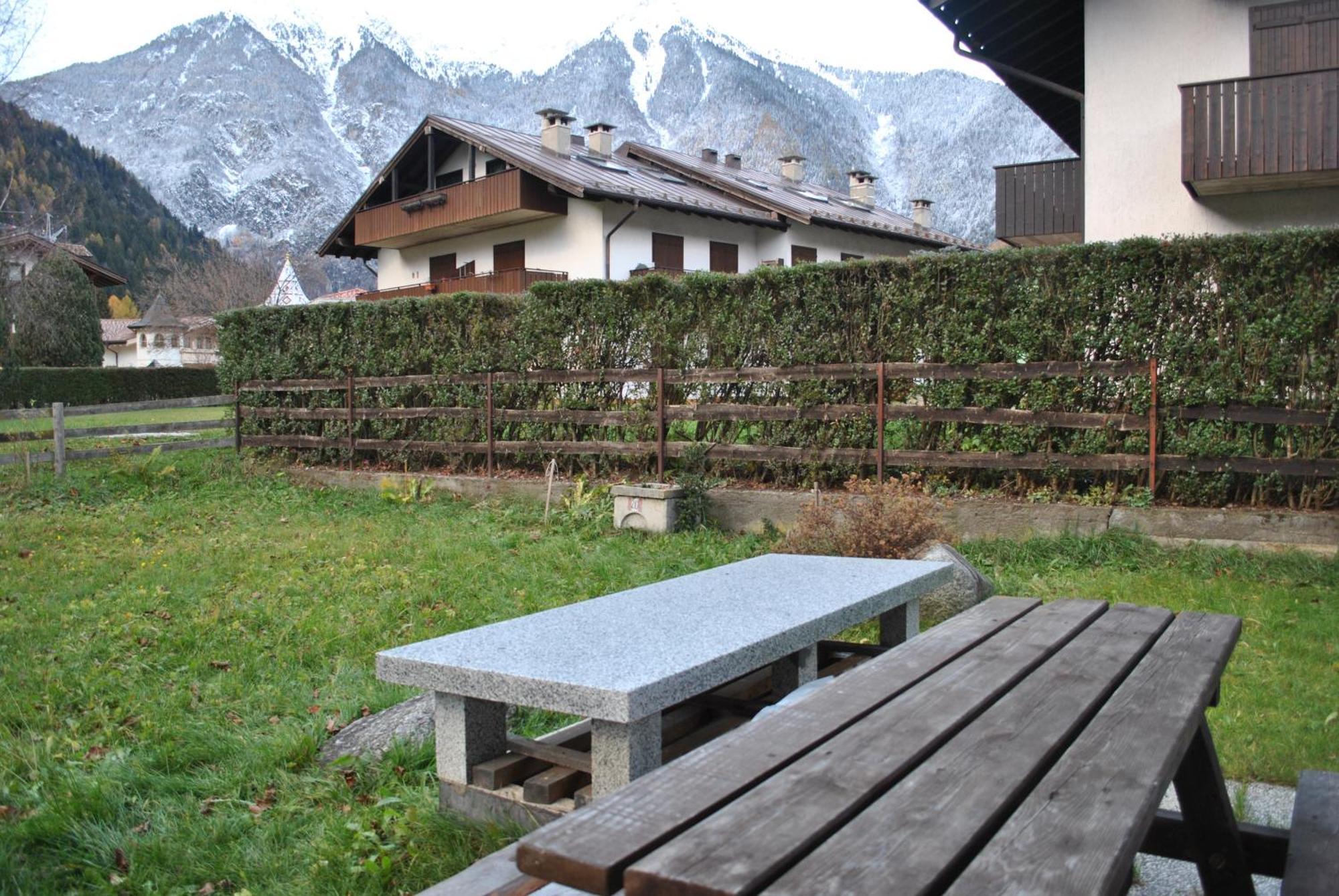 La Pineta - Appartamenti In Villetta Pinzolo Kültér fotó